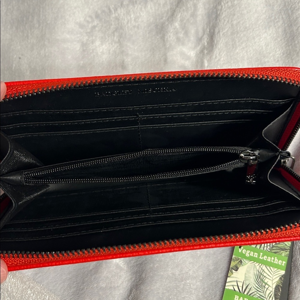 Badgley Mischka Red Vegan Leather Wallet - Picture 5 of 6